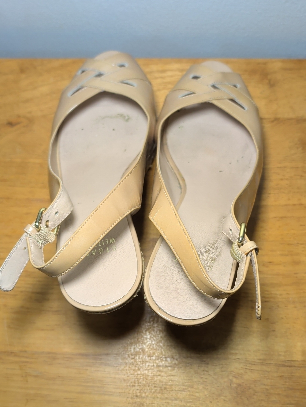 Stuart Weitzman Patent Leather Espadrille Wedge Sandals Beige Women's Size 9M - Picture 6 of 8